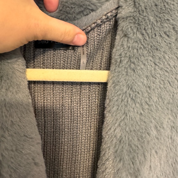 Suede and faux fur open sweater - Picture 3 of 4